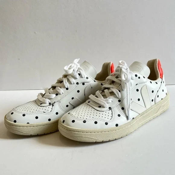 Madewell x Veja™ Leather V-10 Sneakers in Polka Dot size